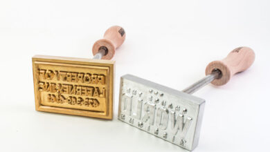 How To Choose The Right Electric Branding Iron For Custom Metal Tags